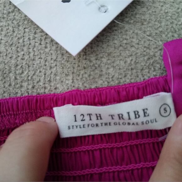 [B7] 12th Tribe St. Barths Fushia Crop Top, Size Small - Picture 2 of 2